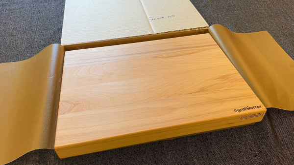 #grillWetter Schneidebrett Buche, Serial# 105 (Unikat) mit Halter für Feuerplatte